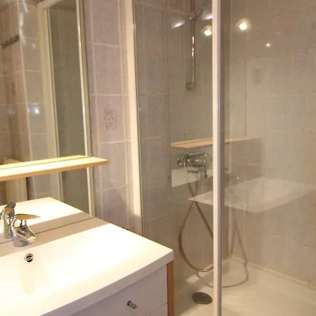 2 Pieces Avec Balcon Expose Sud, Proche Telesiege Et Commerces, Vieil Alpe - Fr-1-405-216 Appartement Huez